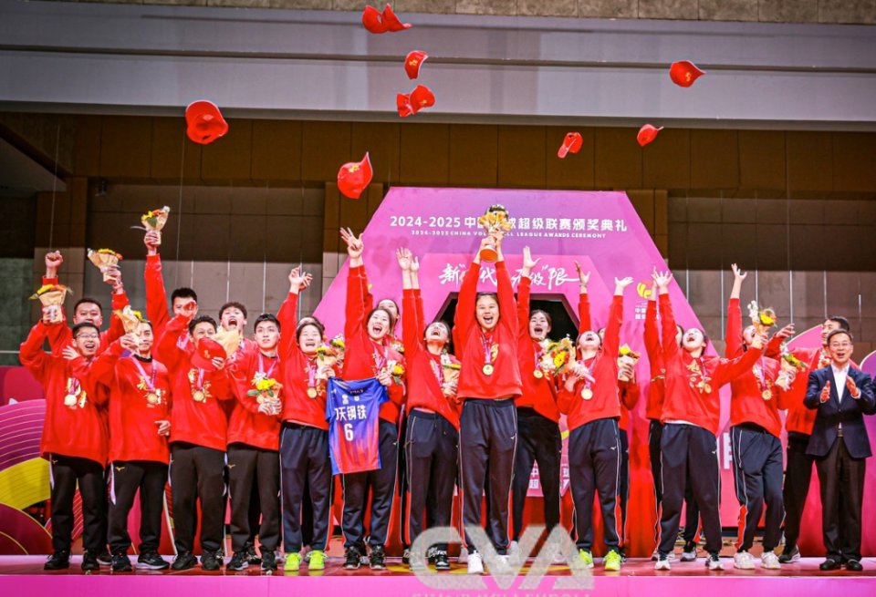 排球小组赛落幕,强队悉数晋级 排球小组赛落幕,强队悉数晋级