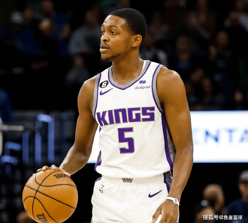 雷霆轻取浙江队，福克斯惊艳四座