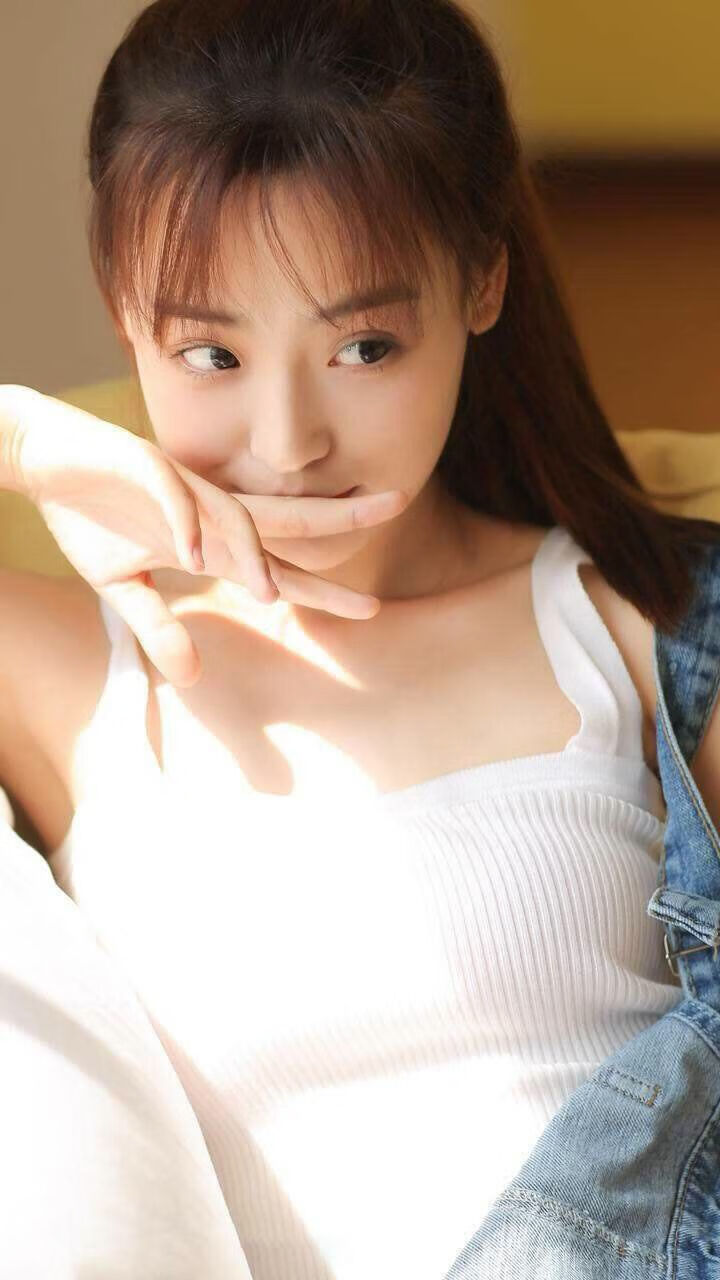 绿茵双响炮,卢卡库绝杀定乾坤,瑞士闪电战速胜乌拉圭